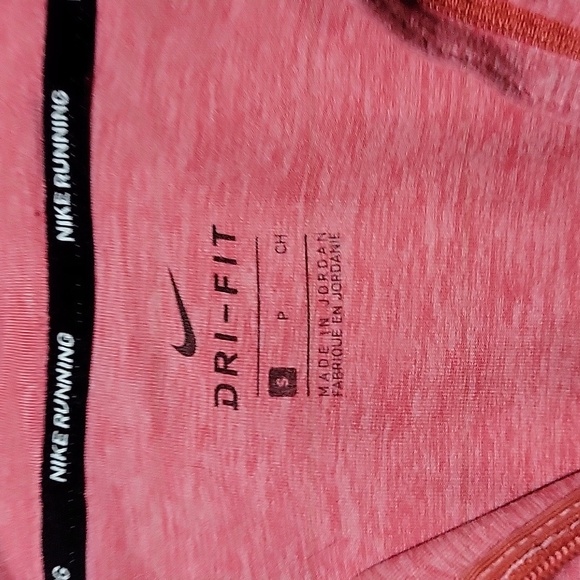 Nike Women's Pink Quarter-Zip Sweatshirt Thumbholes In The Sleeves Sz Small - Picture 2 of 3